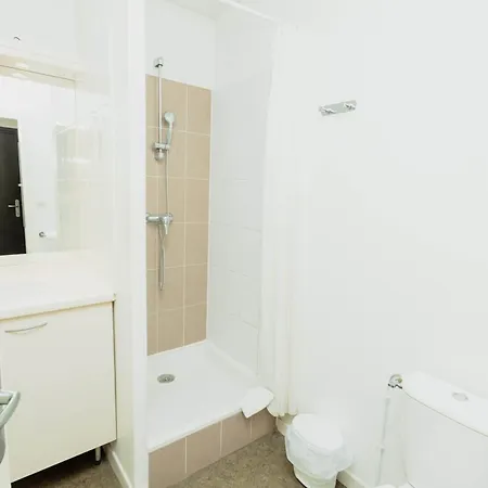 Appart-hotel & Golf Centre 3*