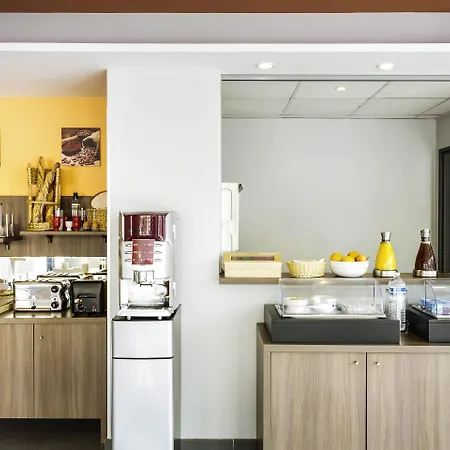 アパートホテル Appart-hotel & Golf Centre 3*