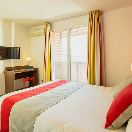 Appart-hotel & Golf Centre 3* بيربينيو