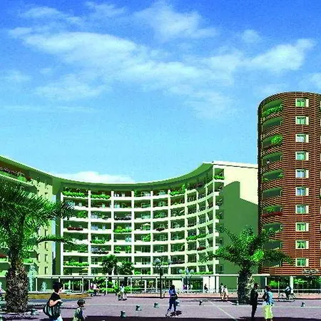 Appart-hotel & Golf Centre 3* بيربينيو